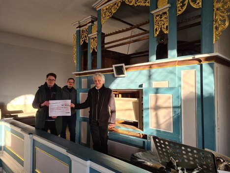 Frauenwald_Orgel.jpg